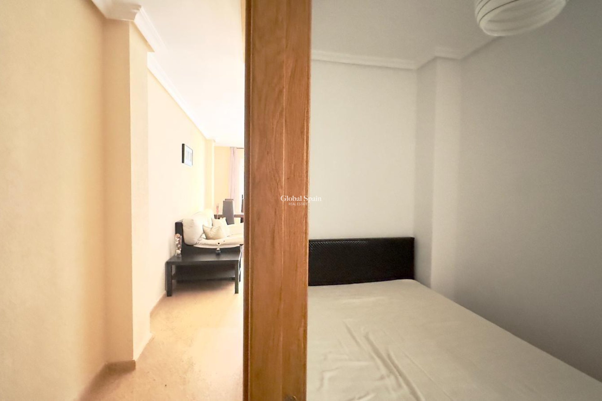 Wiederverkauf - WOHNUNG -
TORREVIEJA - Torrevieja