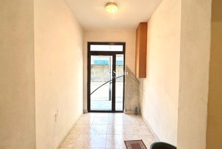 Wiederverkauf - WOHNUNG -
TORREVIEJA - Torrevieja