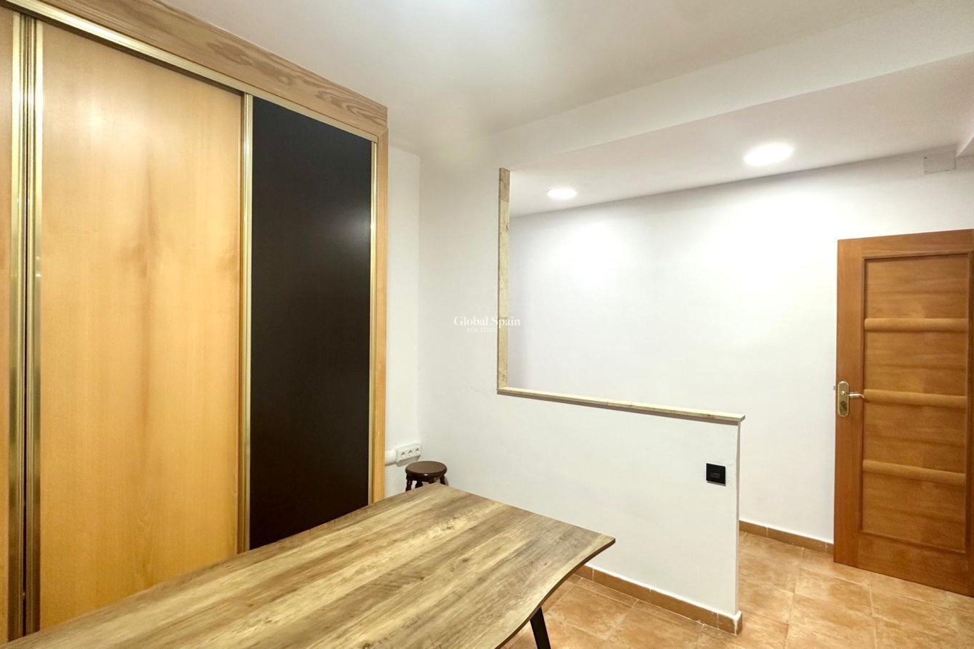 Wiederverkauf - WOHNUNG -
TORREVIEJA - Torrevieja