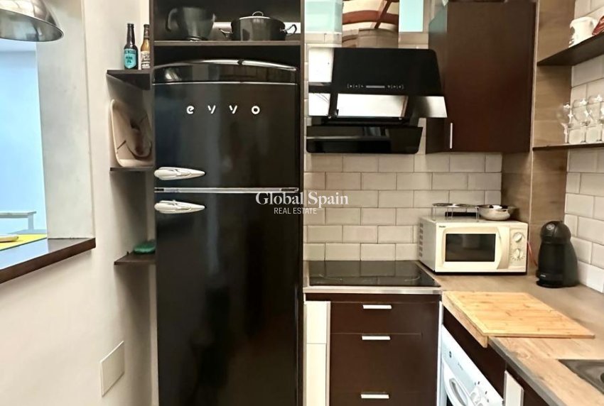 Wiederverkauf - WOHNUNG -
TORREVIEJA - Torrevieja