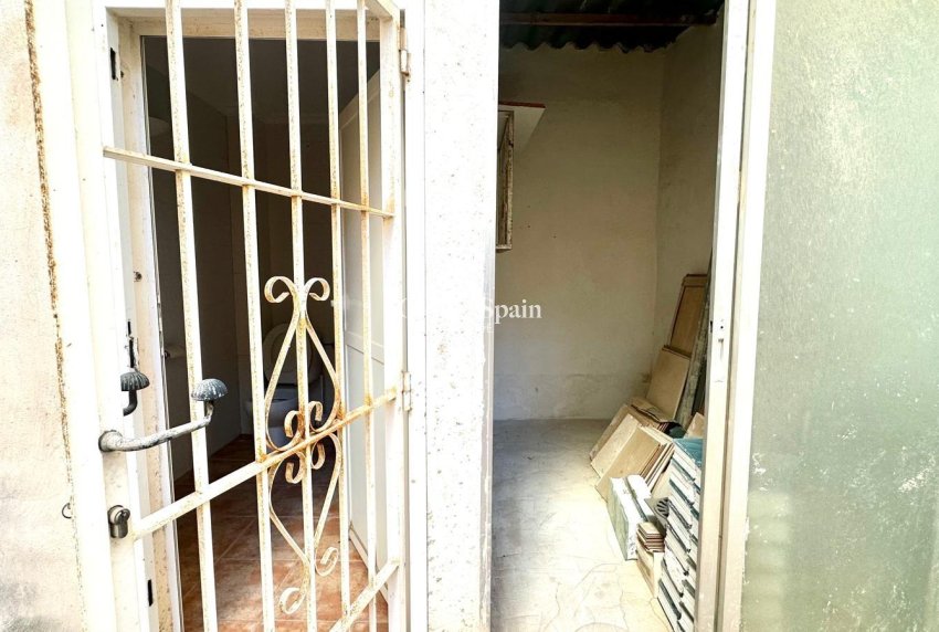 Wiederverkauf - WOHNUNG -
TORREVIEJA - Torrevieja