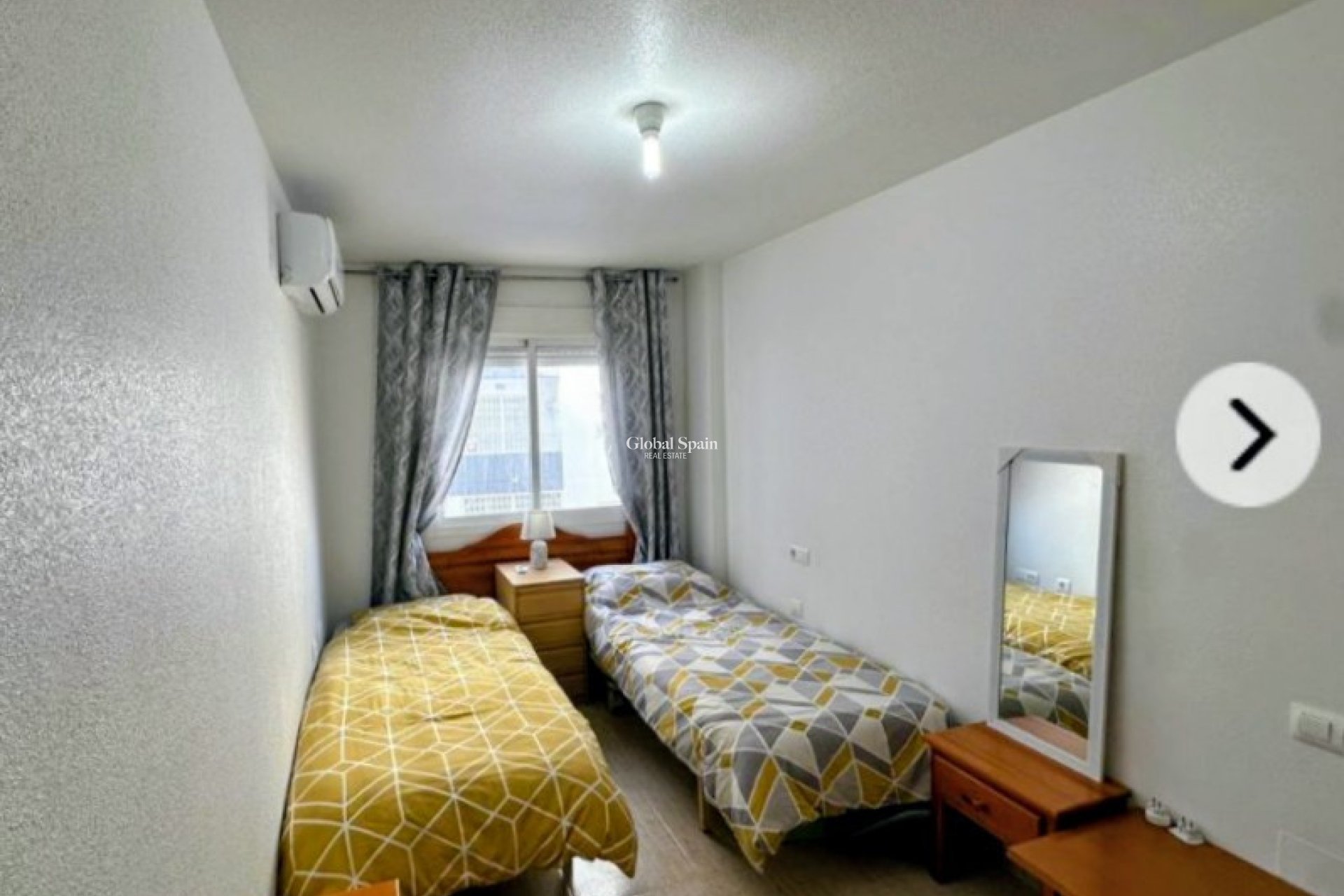 Wiederverkauf - WOHNUNG -
TORREVIEJA - Torrevieja