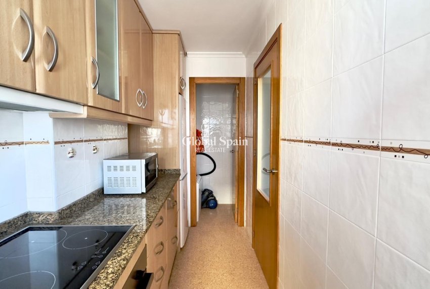 Wiederverkauf - WOHNUNG -
TORREVIEJA - Torrevieja