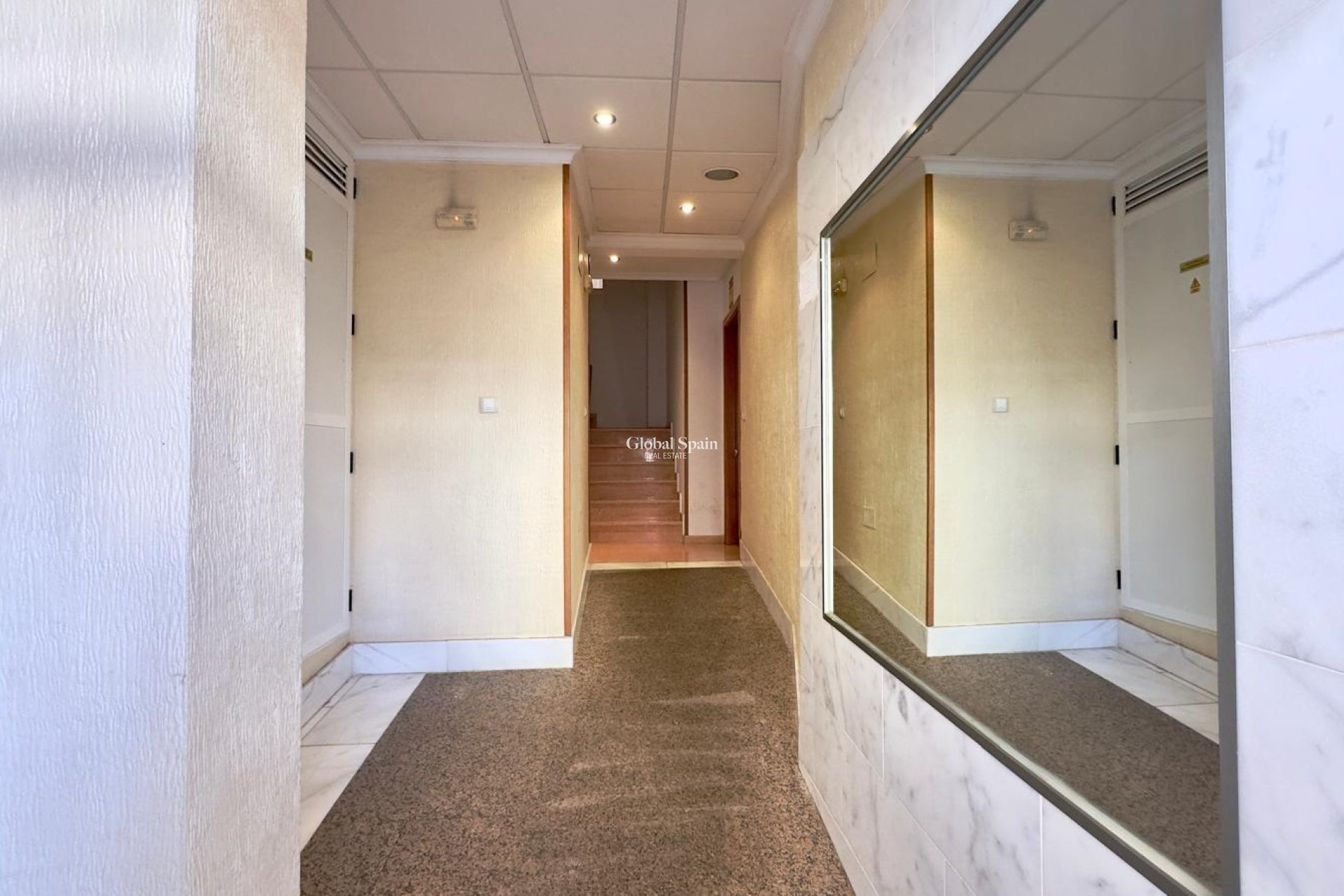 Wiederverkauf - WOHNUNG -
TORREVIEJA - Torrevieja