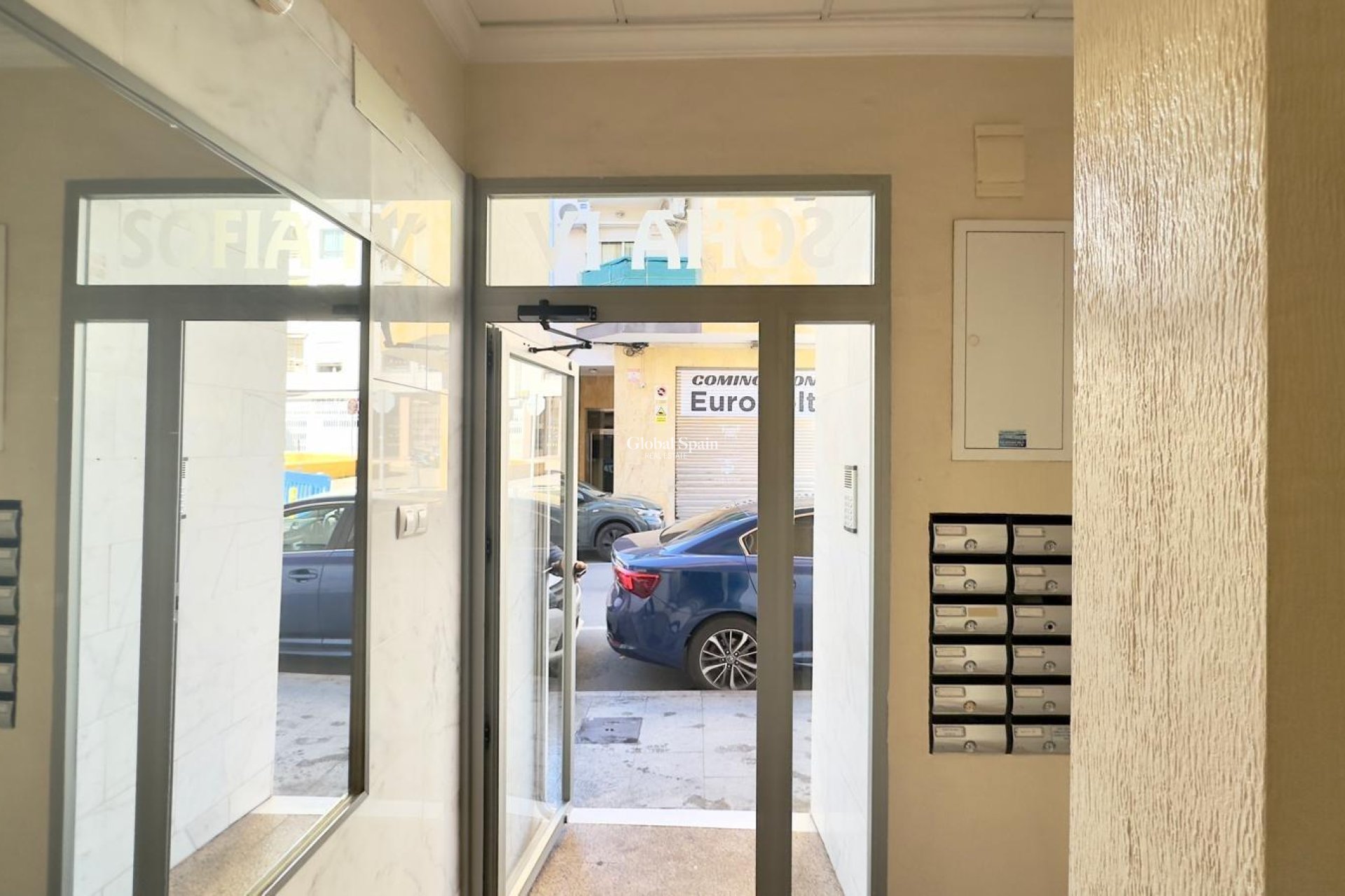 Wiederverkauf - WOHNUNG -
TORREVIEJA - Torrevieja