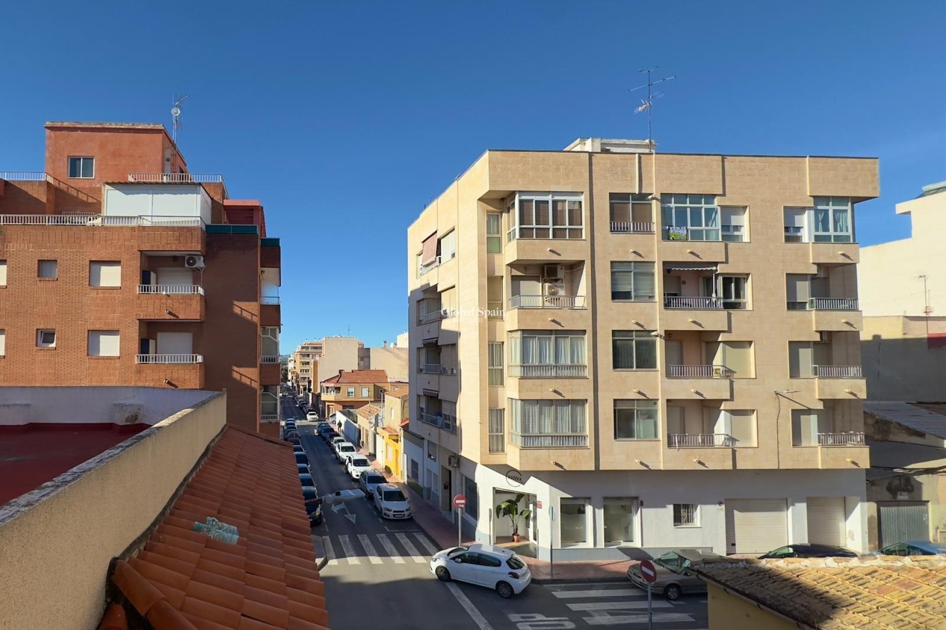 Wiederverkauf - WOHNUNG -
TORREVIEJA - Torrevieja