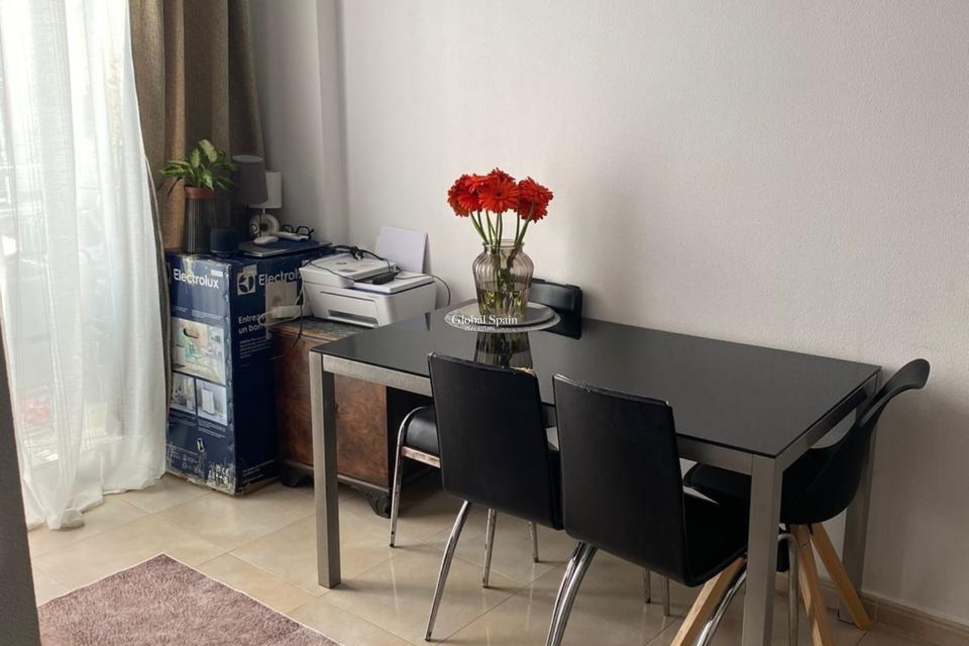 Wiederverkauf - WOHNUNG -
TORREVIEJA - Torrevieja