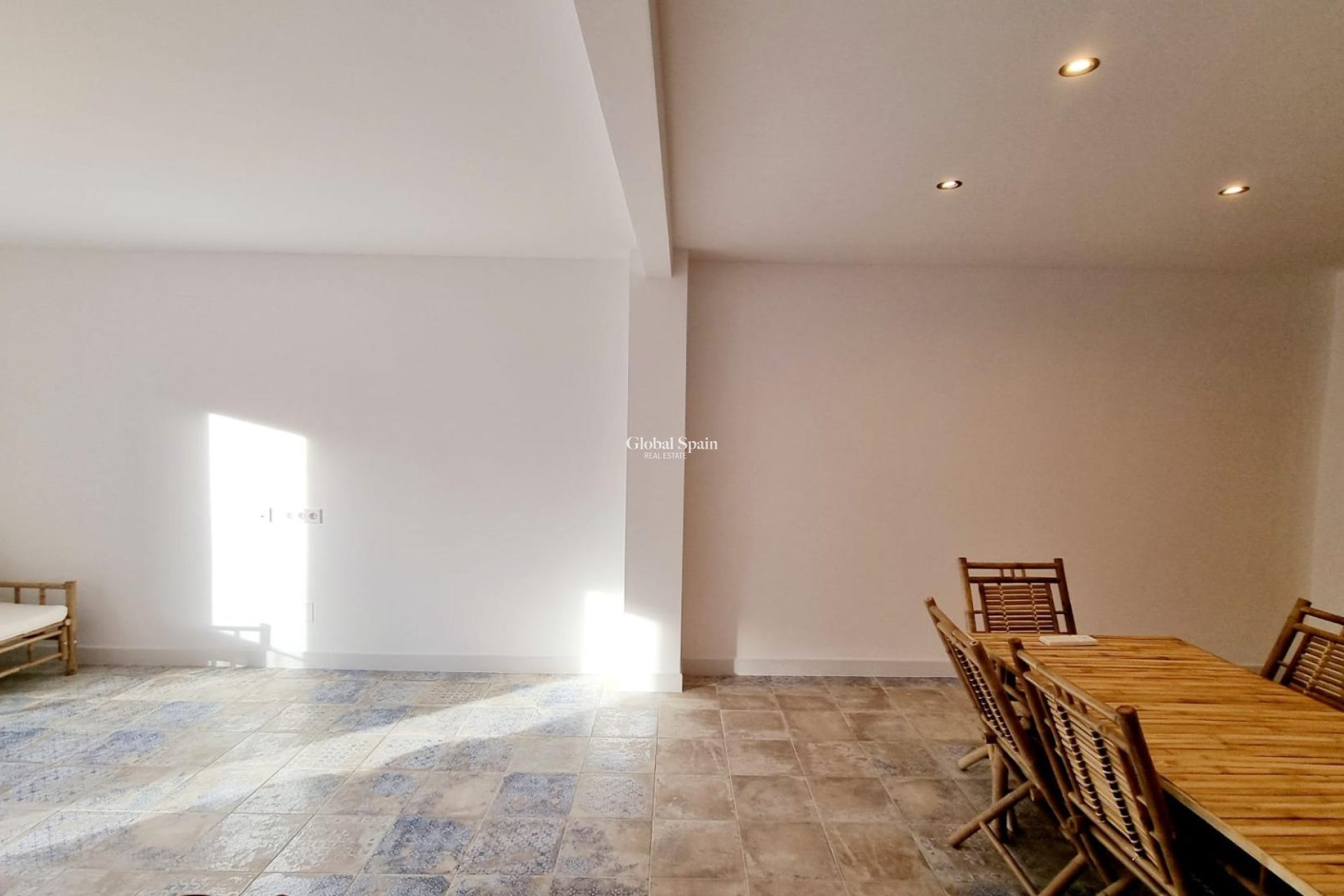 Wiederverkauf - WOHNUNG -
TORREVIEJA - Torrevieja