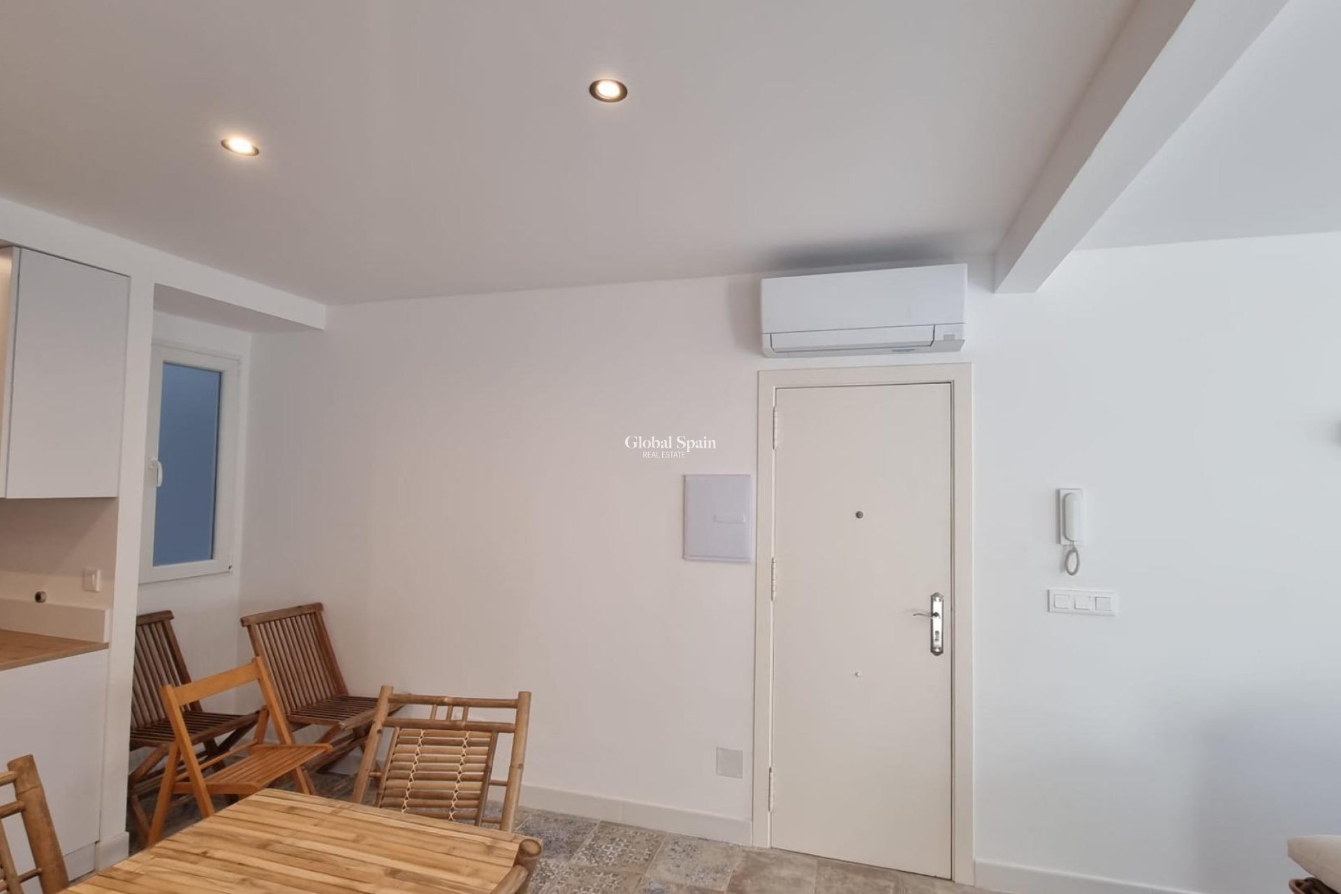 Wiederverkauf - WOHNUNG -
TORREVIEJA - Torrevieja