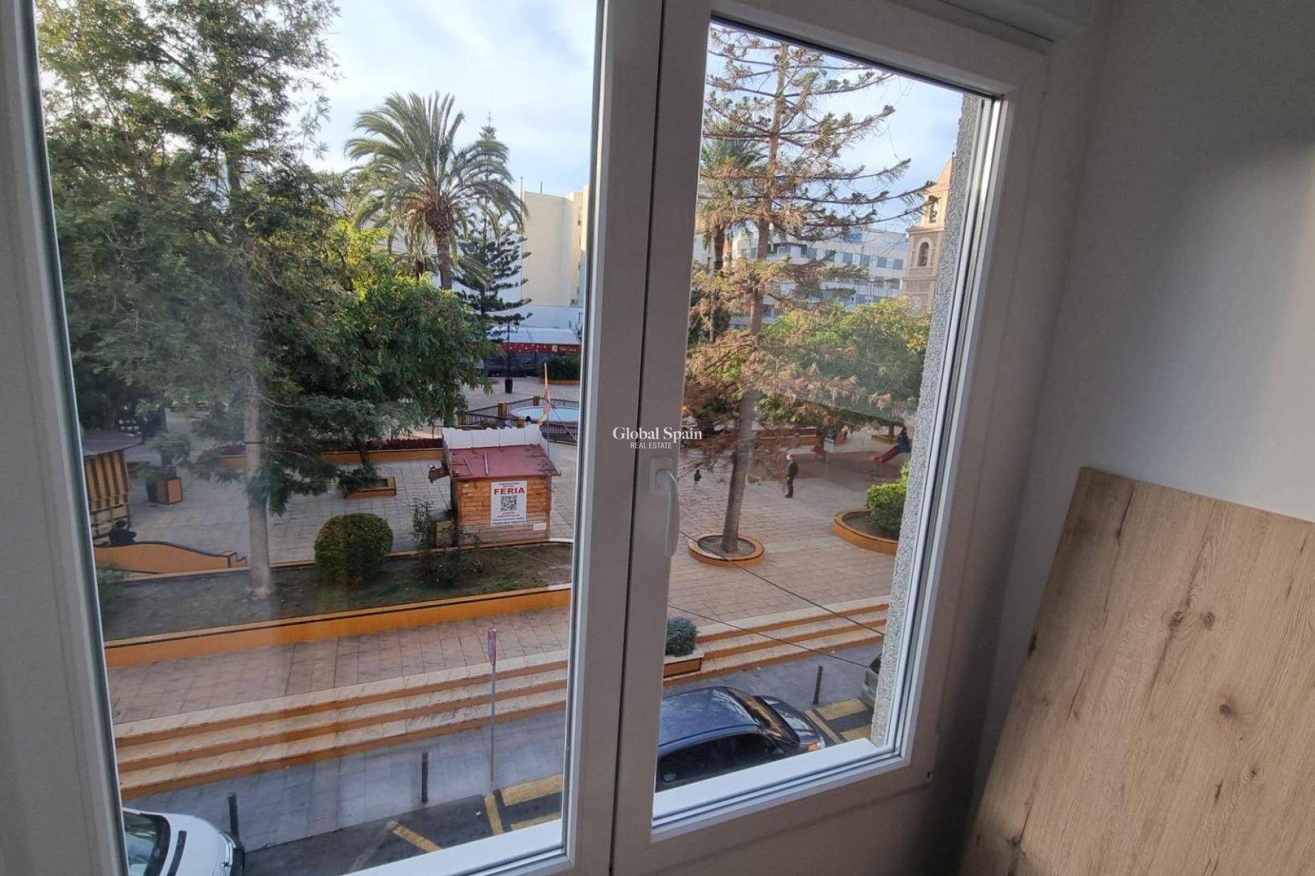 Wiederverkauf - WOHNUNG -
TORREVIEJA - Torrevieja