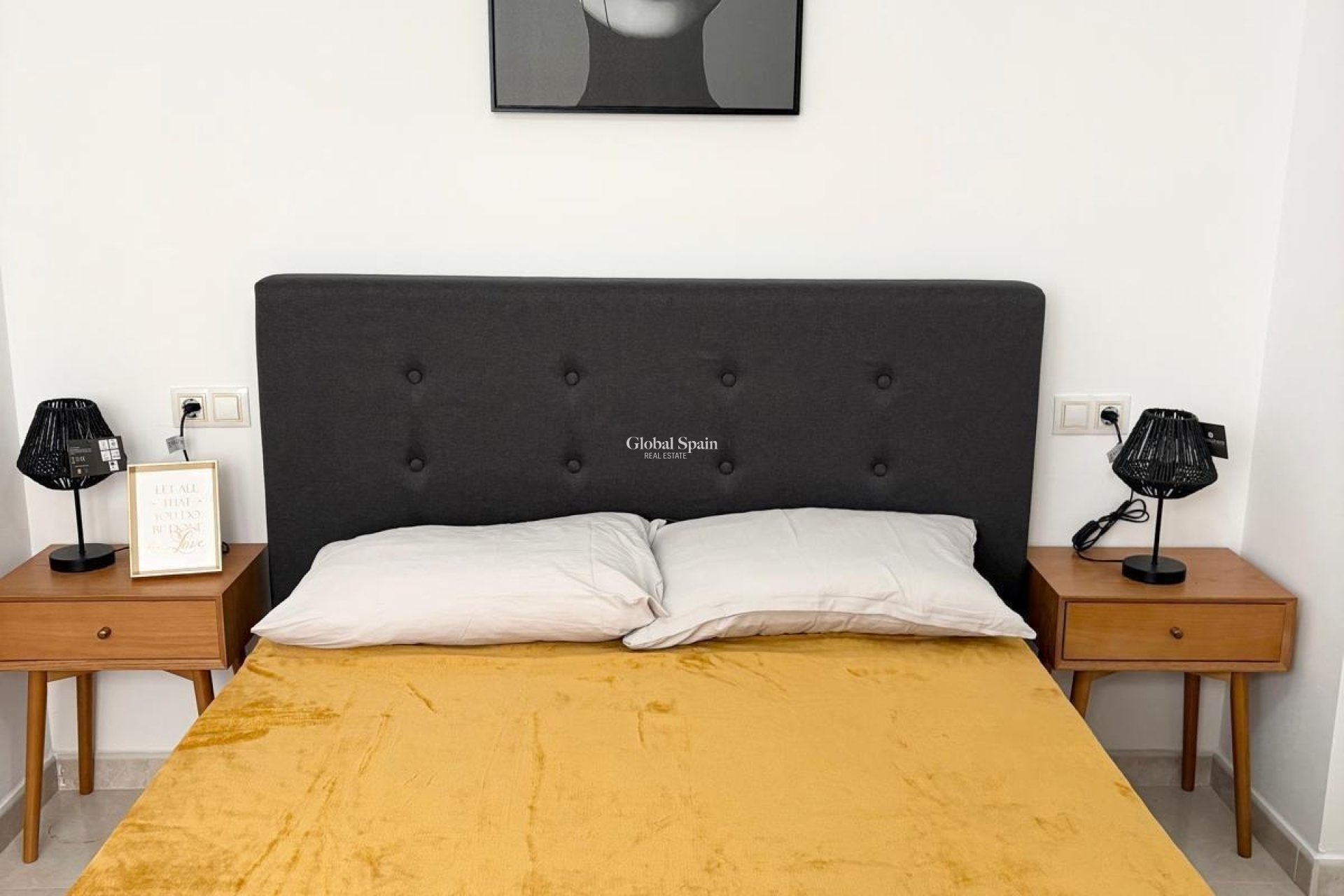 Wiederverkauf - WOHNUNG -
TORREVIEJA - Torrevieja