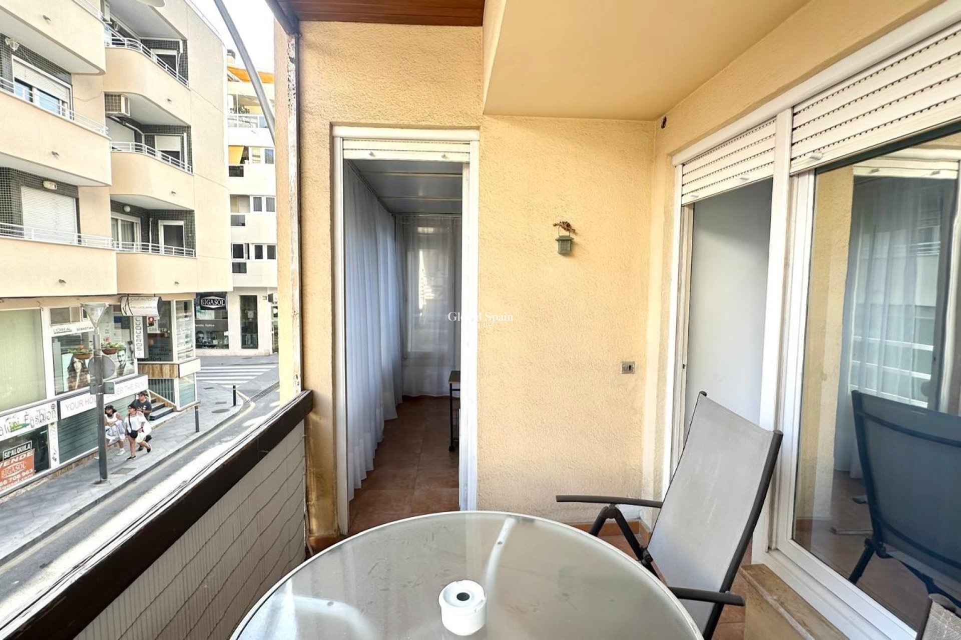 Wiederverkauf - WOHNUNG -
TORREVIEJA - Torrevieja