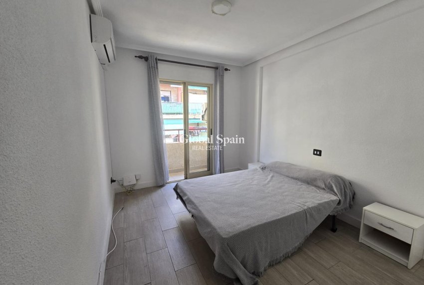 Wiederverkauf - WOHNUNG -
TORREVIEJA - Torrevieja
