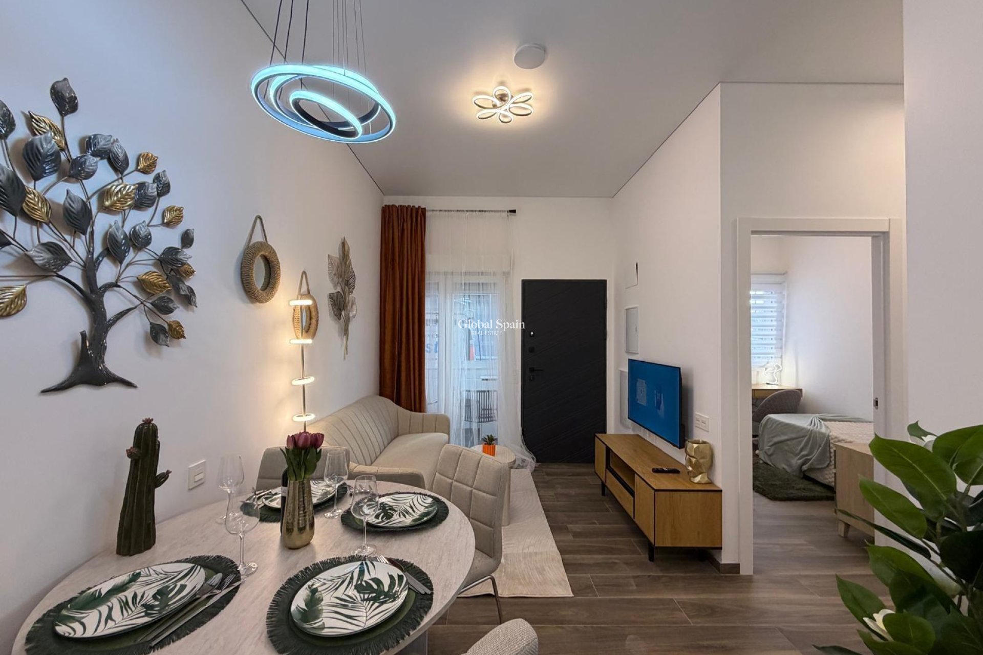 Wiederverkauf - WOHNUNG -
TORREVIEJA - Torrevieja