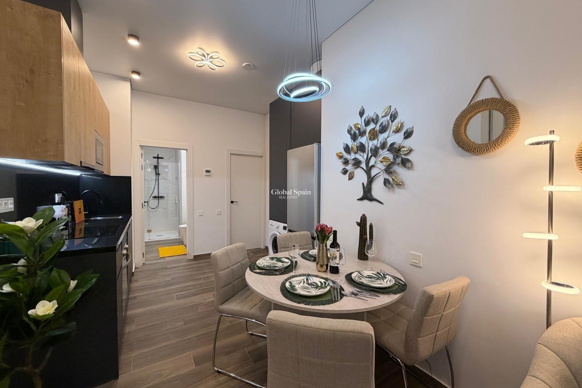 Wiederverkauf - WOHNUNG -
TORREVIEJA - Torrevieja