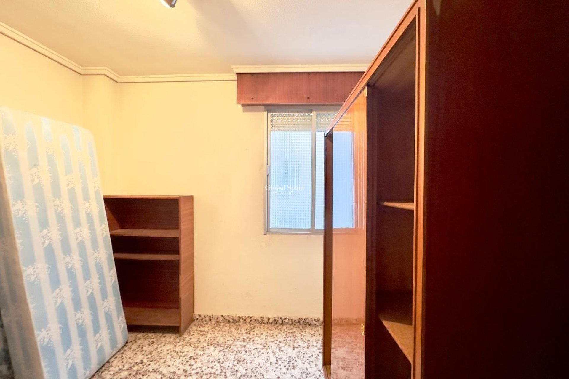 Wiederverkauf - WOHNUNG -
TORREVIEJA - Torrevieja
