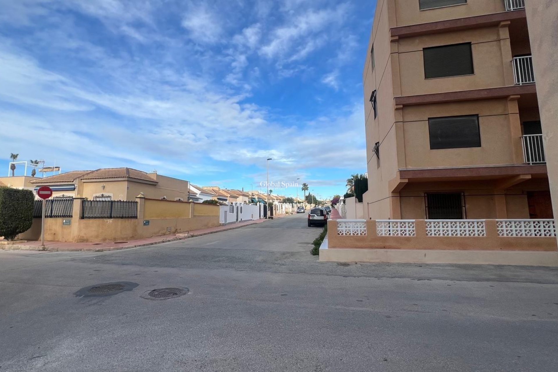 Wiederverkauf - WOHNUNG -
TORREVIEJA - Zona Los Frutales