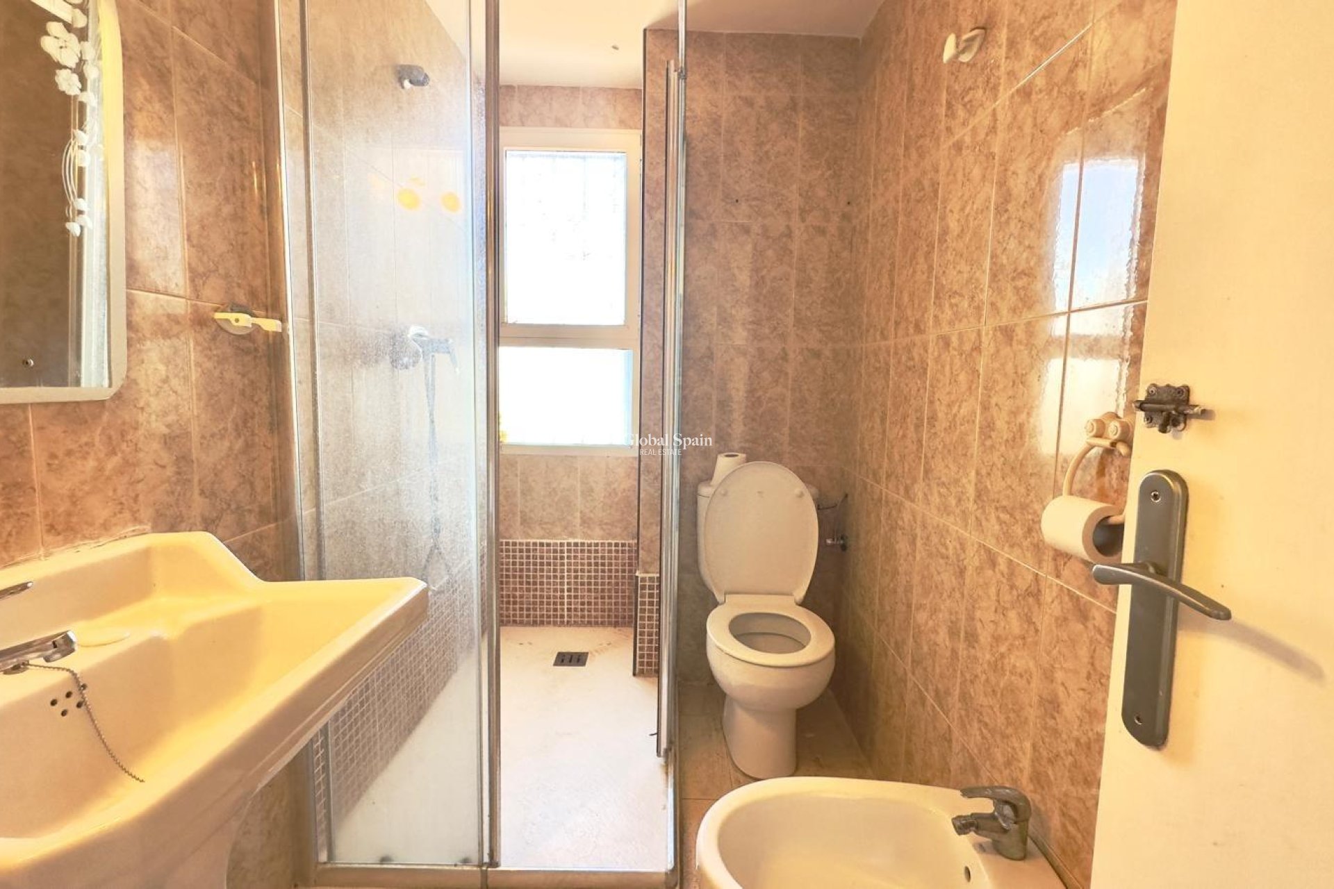 Wiederverkauf - WOHNUNG -
TORREVIEJA - Zona Los Frutales