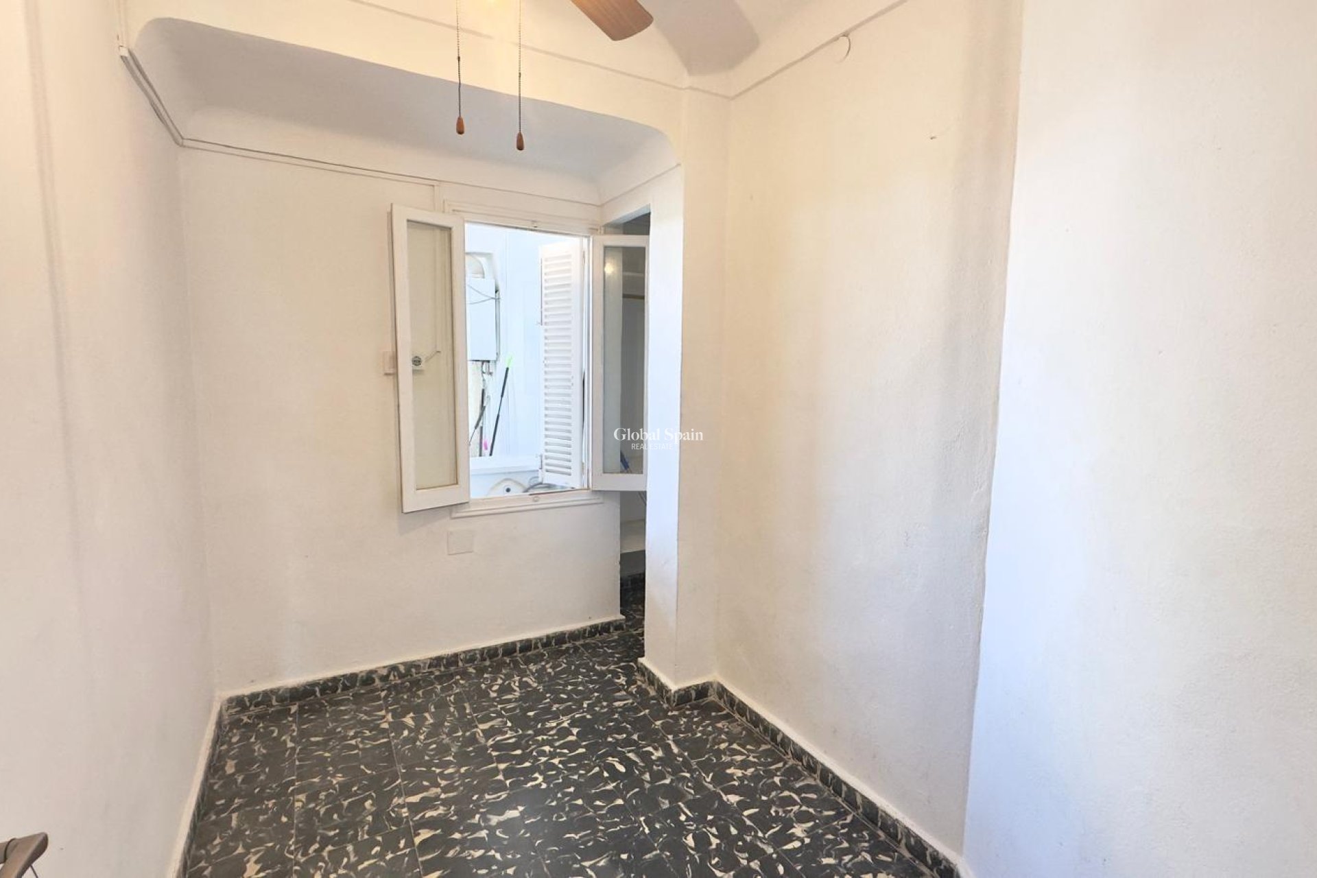 Wiederverkauf - WOHNUNG -
TORREVIEJA - Zona Los Frutales