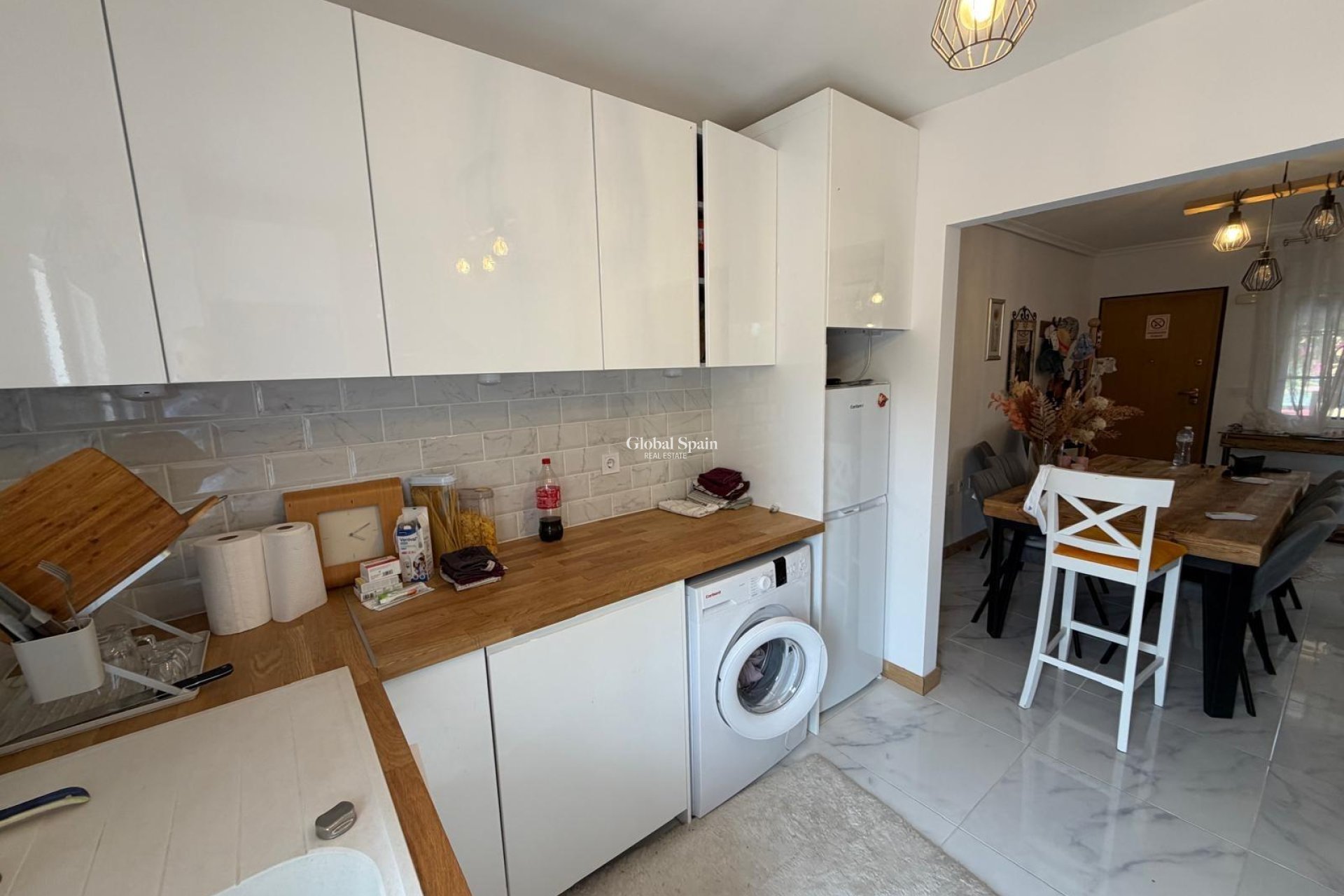 Wiederverkauf - WOHNUNG -
TORREVIEJA - Zona Los Frutales