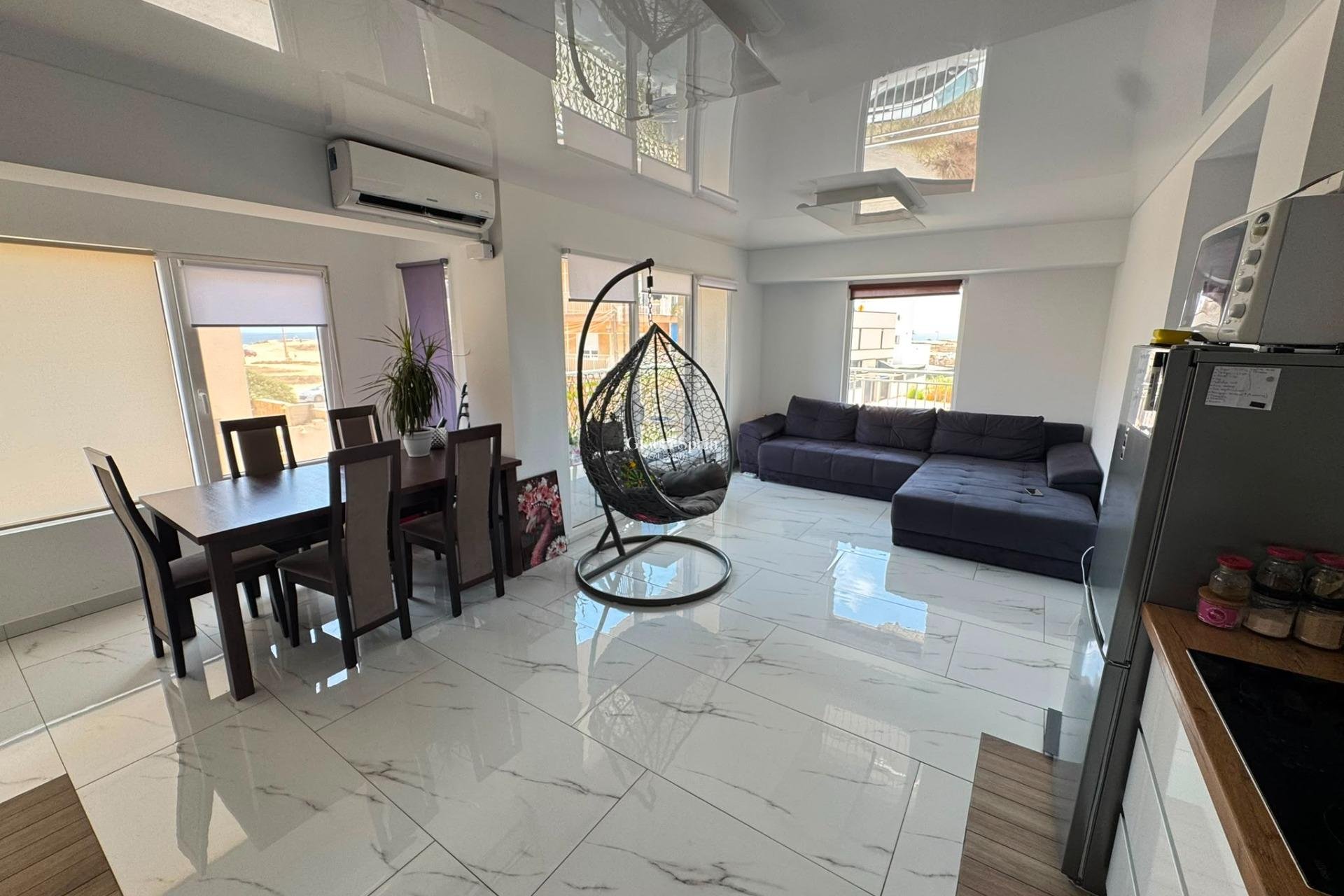 Wiederverkauf - WOHNUNG -
TORREVIEJA - Zona Los Frutales