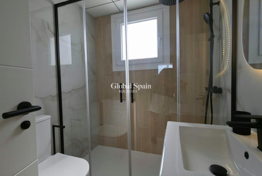 Wiederverkauf - WOHNUNG -
TORREVIEJA - Zona Los Frutales