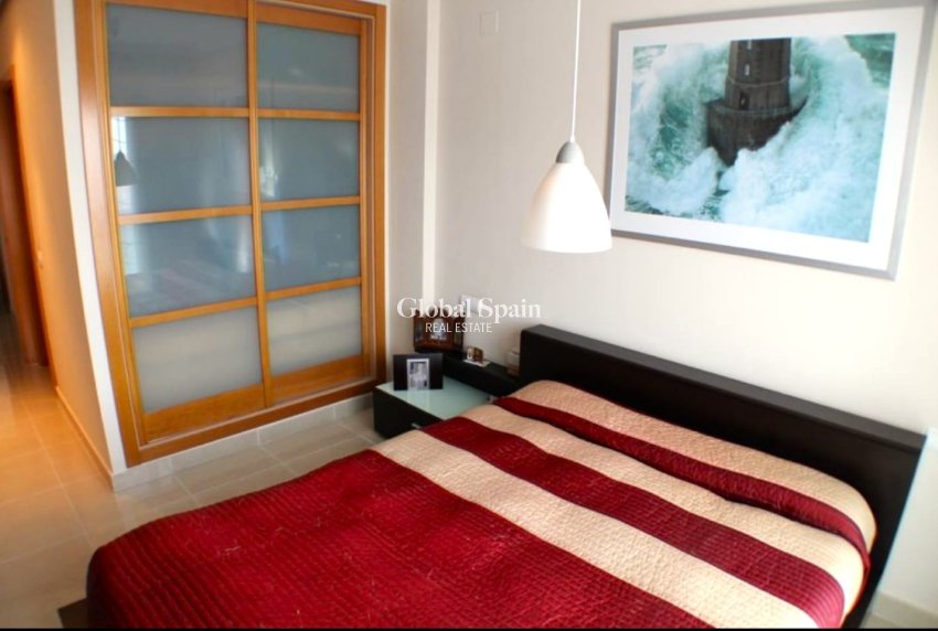 Wiederverkauf - Wohnung -
VILLAJOYOSA - Cala de Villajoyosa