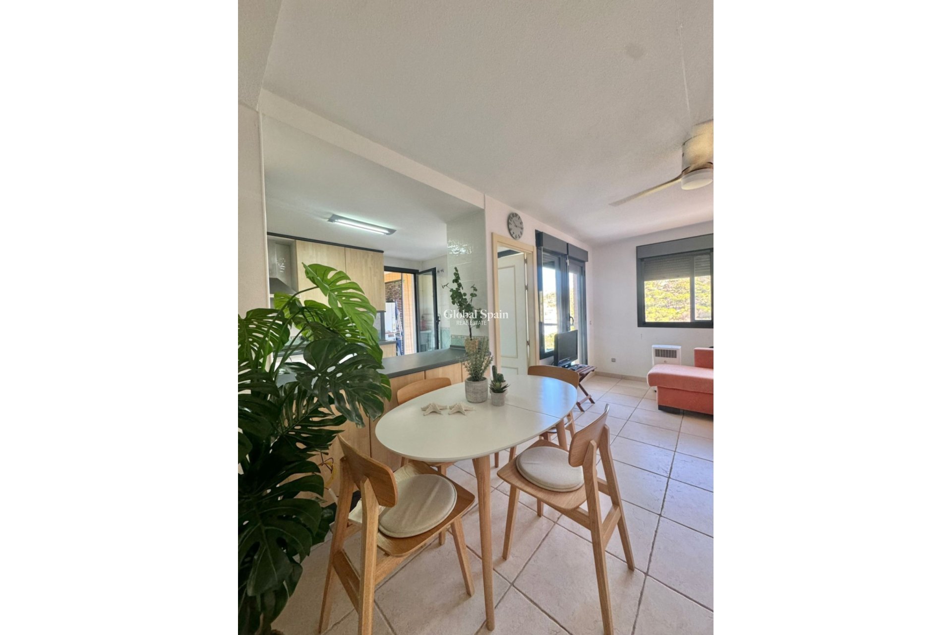 Wiederverkauf - WOHNUNG -
VILLAJOYOSA - Costa Blanca