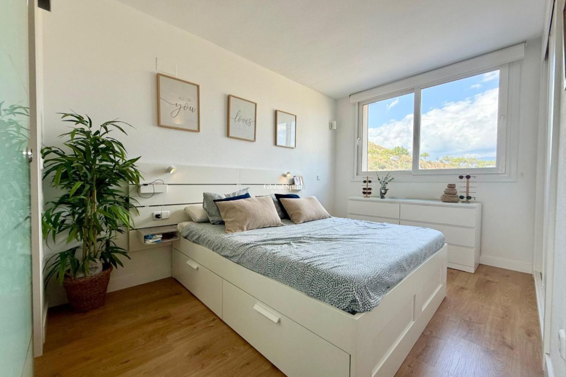 Wiederverkauf - WOHNUNG -
VILLAJOYOSA - Costa Blanca