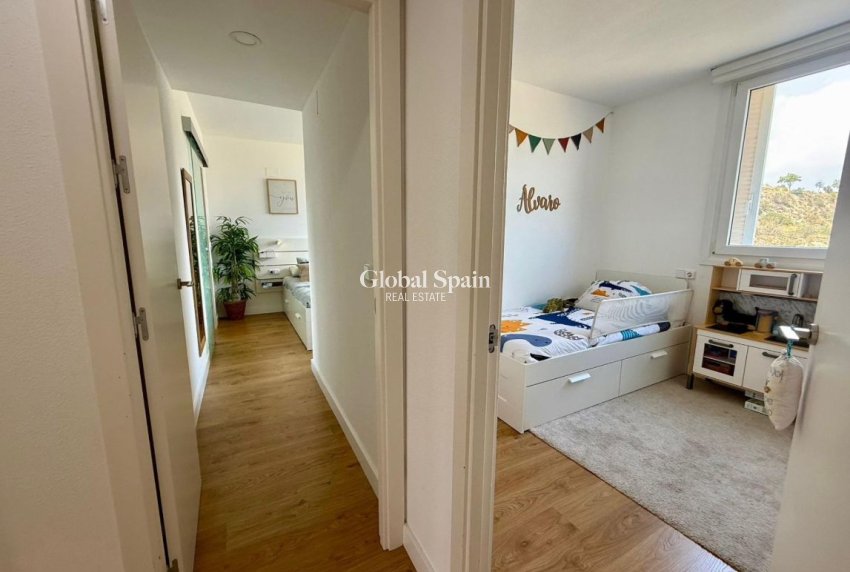 Wiederverkauf - WOHNUNG -
VILLAJOYOSA - Costa Blanca