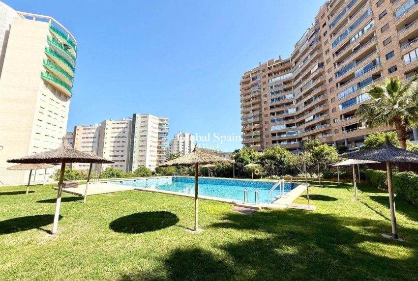 Wiederverkauf - WOHNUNG -
VILLAJOYOSA - Costa Blanca