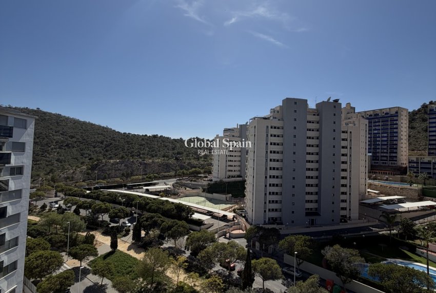 Wiederverkauf - WOHNUNG -
VILLAJOYOSA - Finestrat