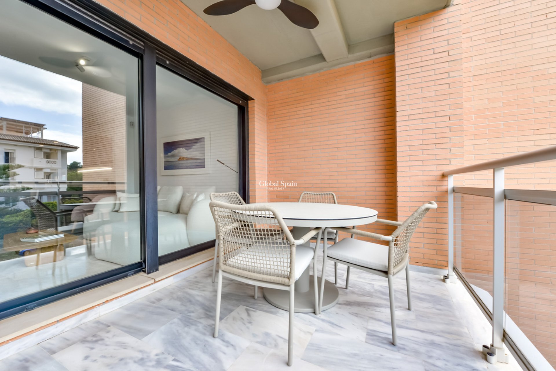 Wiederverkauf - WOHNUNG -
VILLAJOYOSA - La Cala
