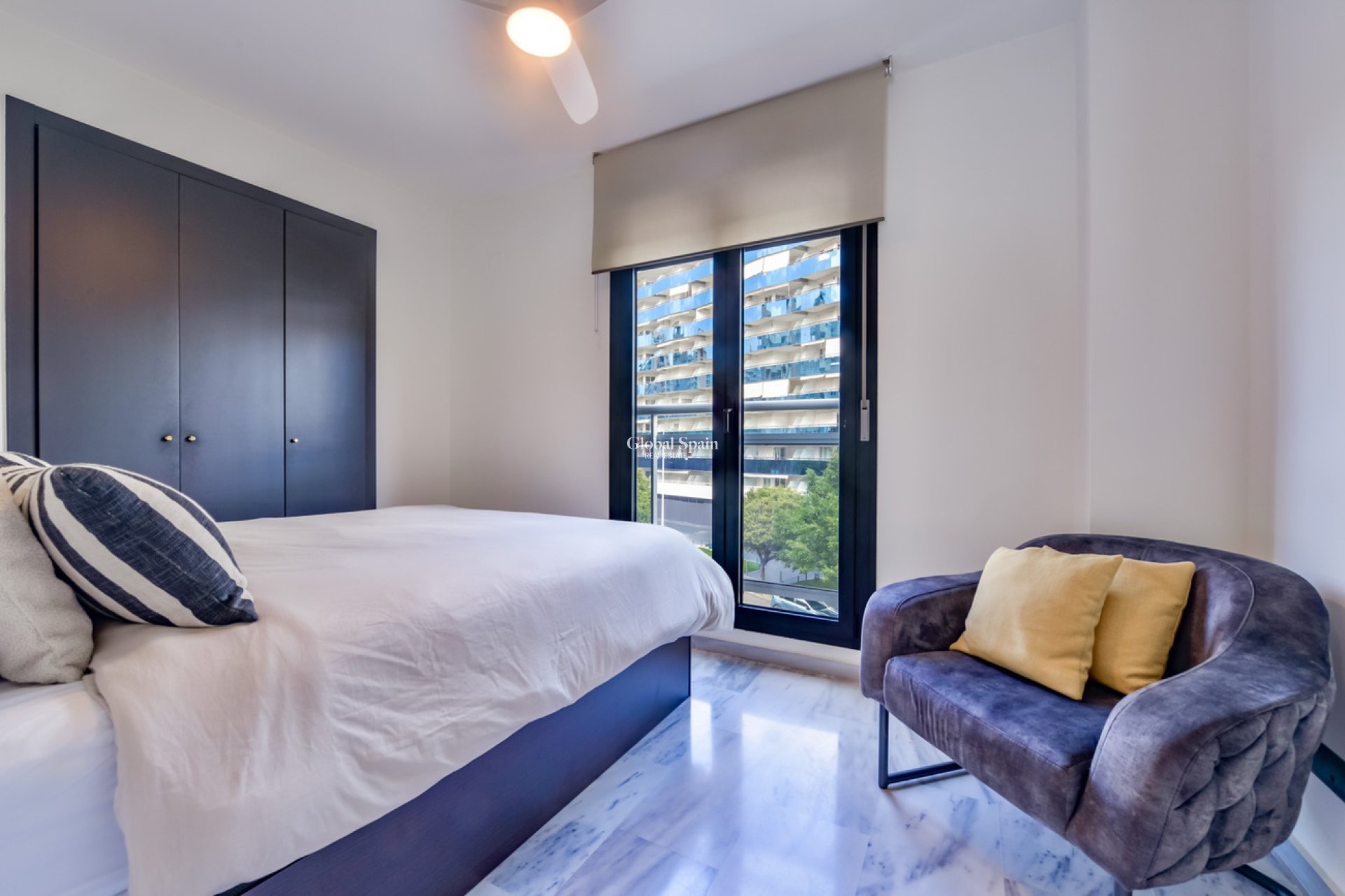 Wiederverkauf - WOHNUNG -
VILLAJOYOSA - La Cala