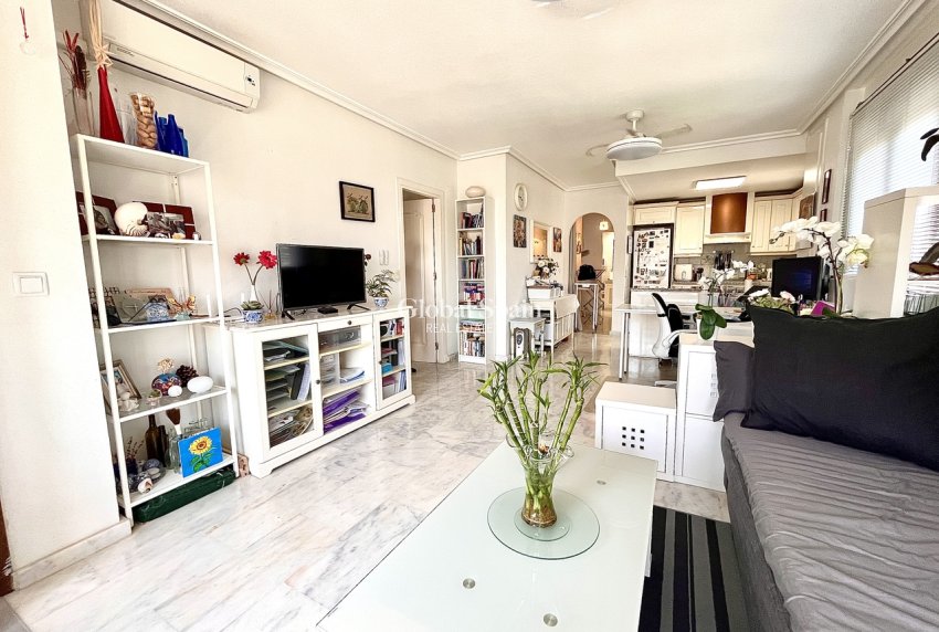 Wiederverkauf - WOHNUNG -
VILLAMARTÍN - Costa Blanca