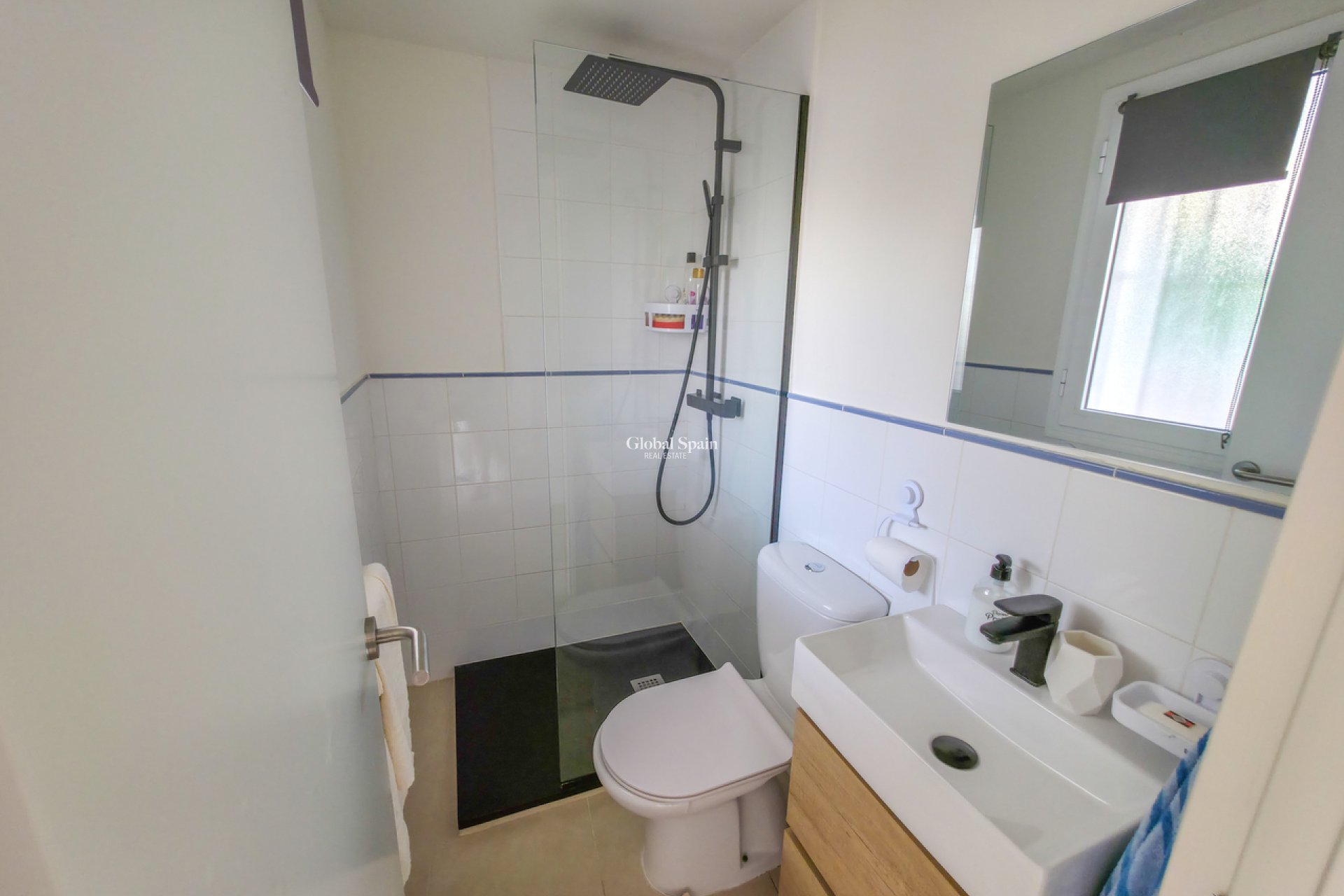 Wiederverkauf - WOHNUNG -
VILLAMARTÍN - Costa Blanca