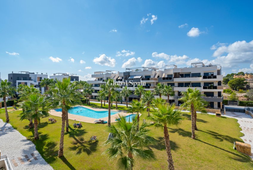 Wiederverkauf - WOHNUNG -
VILLAMARTÍN - Costa Blanca