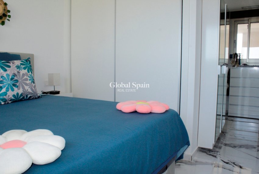 Wiederverkauf - WOHNUNG -
VILLAMARTÍN - Costa Blanca