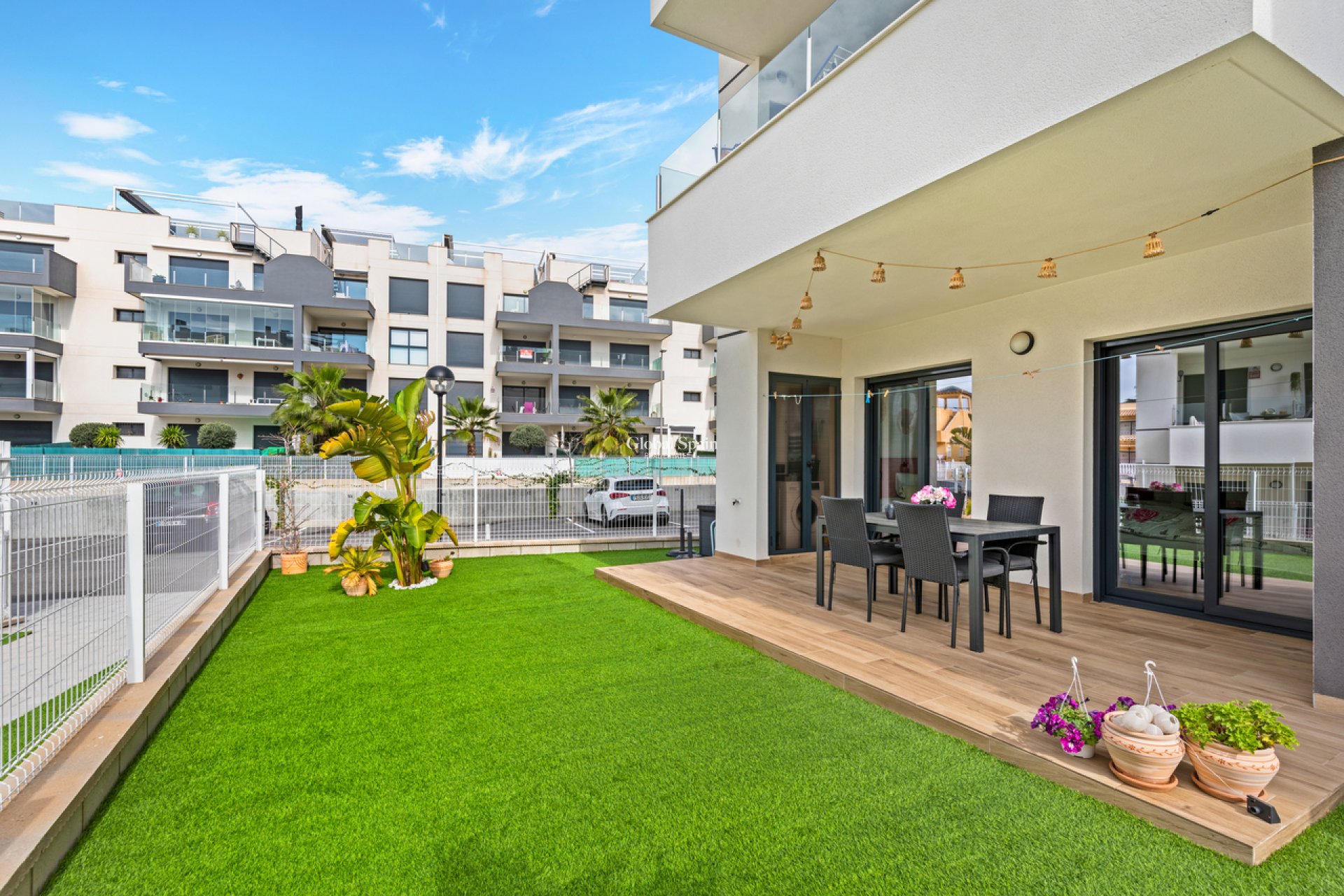 Wiederverkauf - WOHNUNG -
VILLAMARTÍN - Costa Blanca