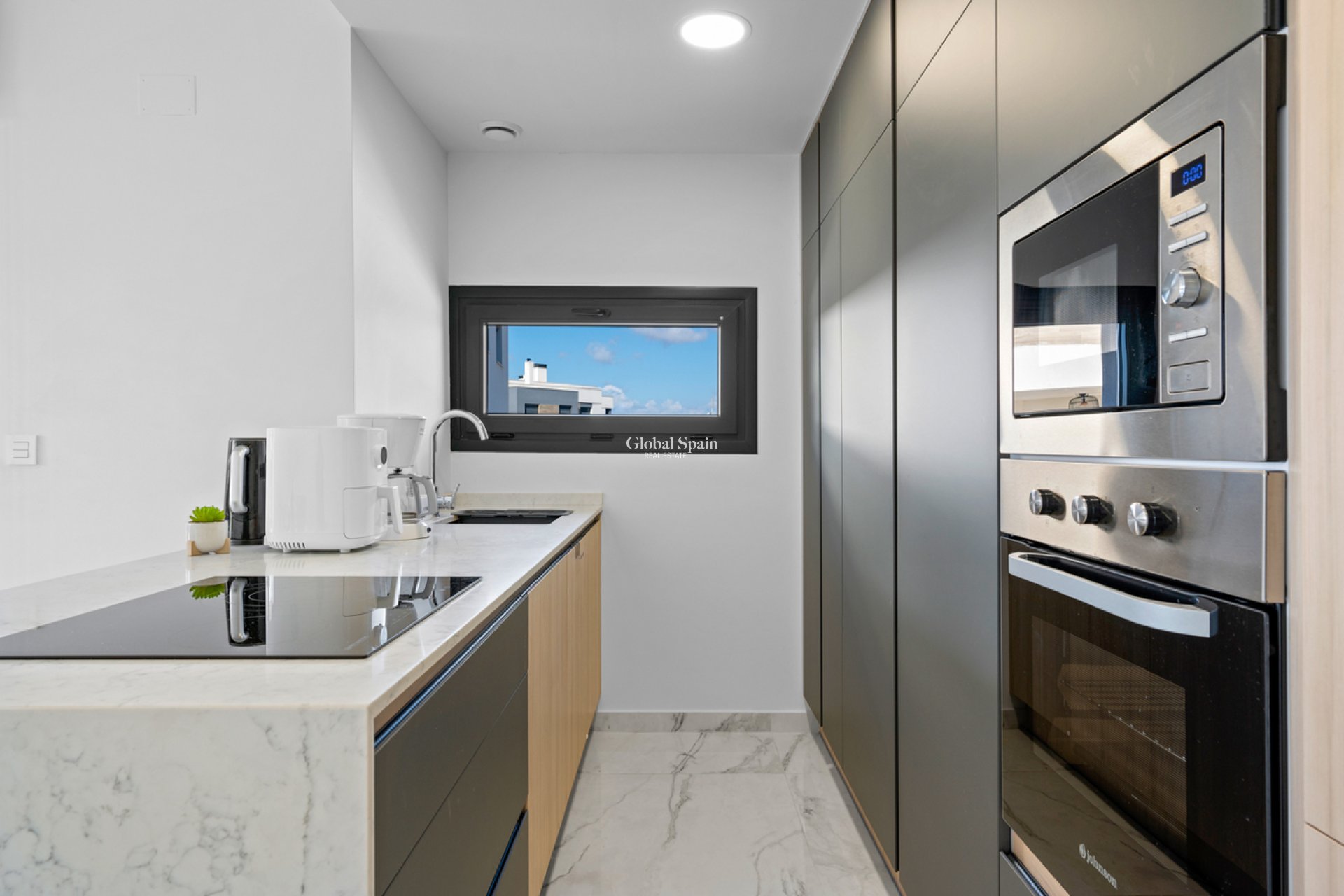 Wiederverkauf - WOHNUNG -
VILLAMARTÍN - Costa Blanca