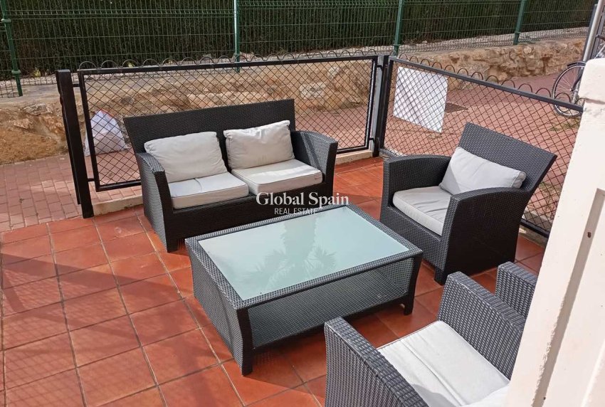 Wiederverkauf - WOHNUNG -
VILLAMARTÍN - Costa Blanca