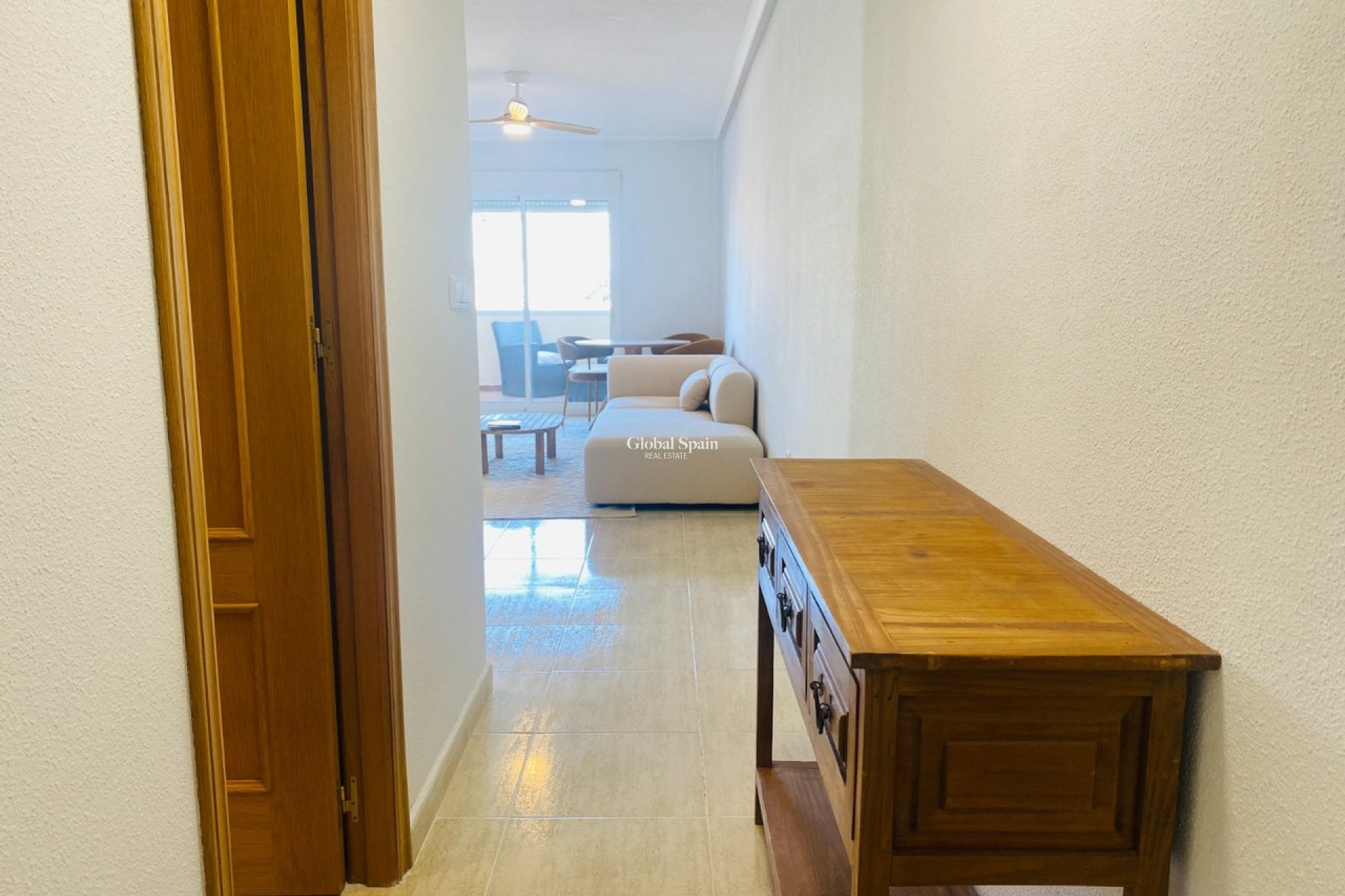 Wiederverkauf - WOHNUNG -
VILLAMARTÍN - Costa Blanca