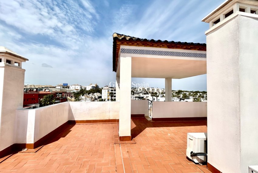 Wiederverkauf - WOHNUNG -
VILLAMARTÍN - Costa Blanca