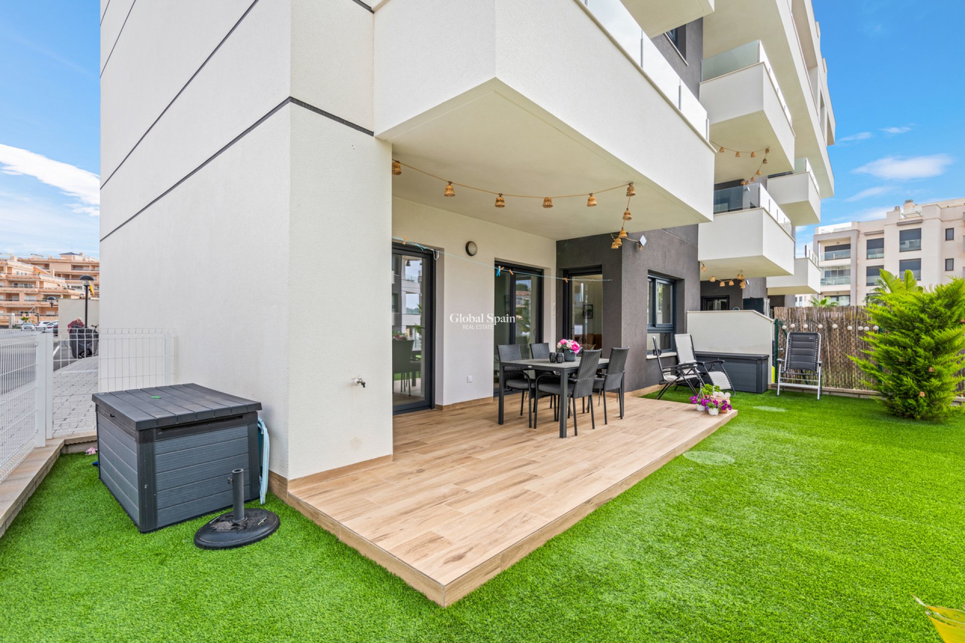 Wiederverkauf - WOHNUNG -
VILLAMARTÍN - Costa Blanca