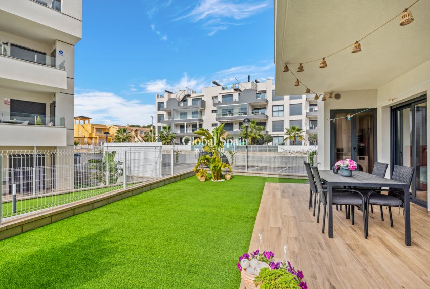 Wiederverkauf - WOHNUNG -
VILLAMARTÍN - Costa Blanca