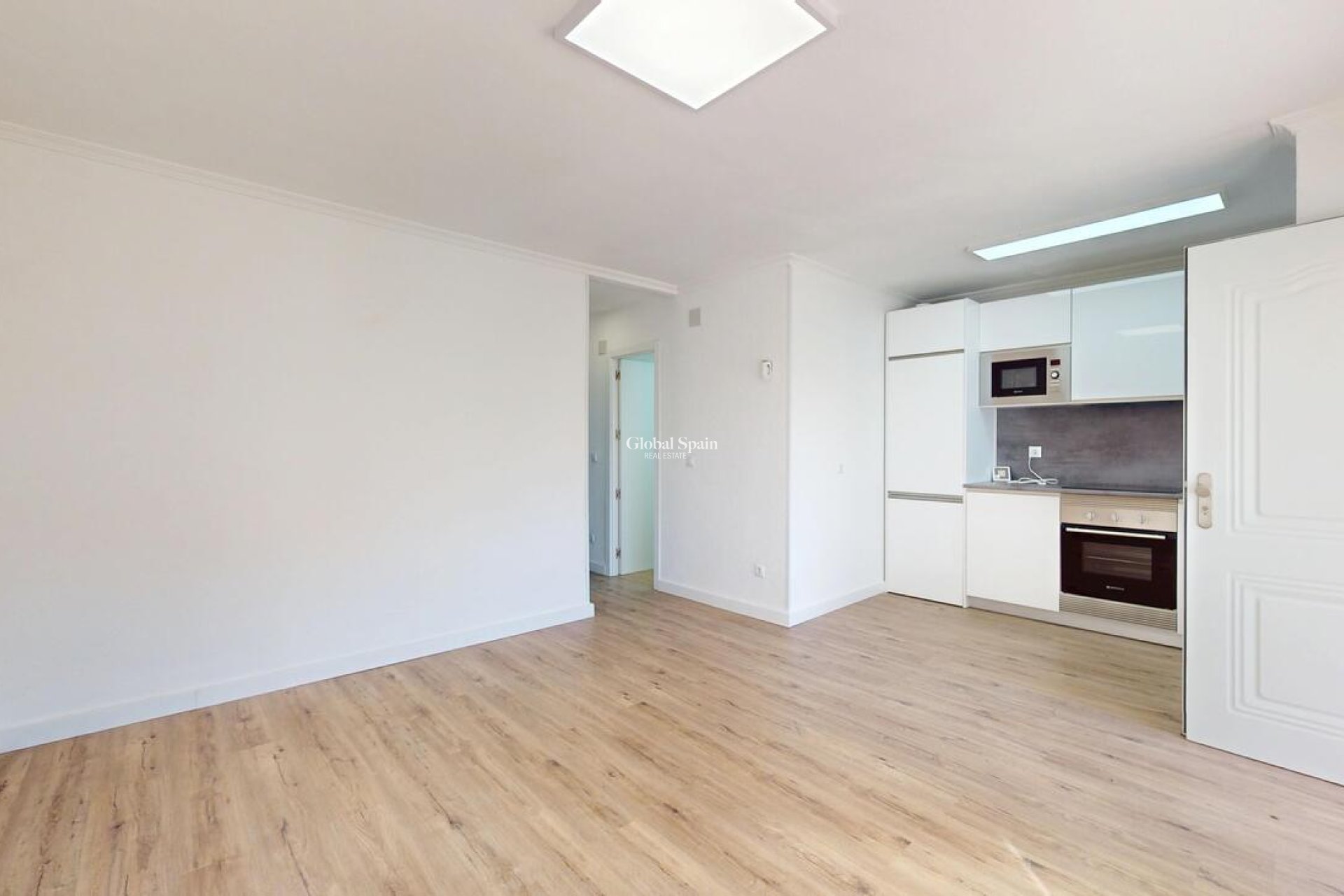 Wiederverkauf - WOHNUNG -
VILLAMARTÍN - Costa Blanca