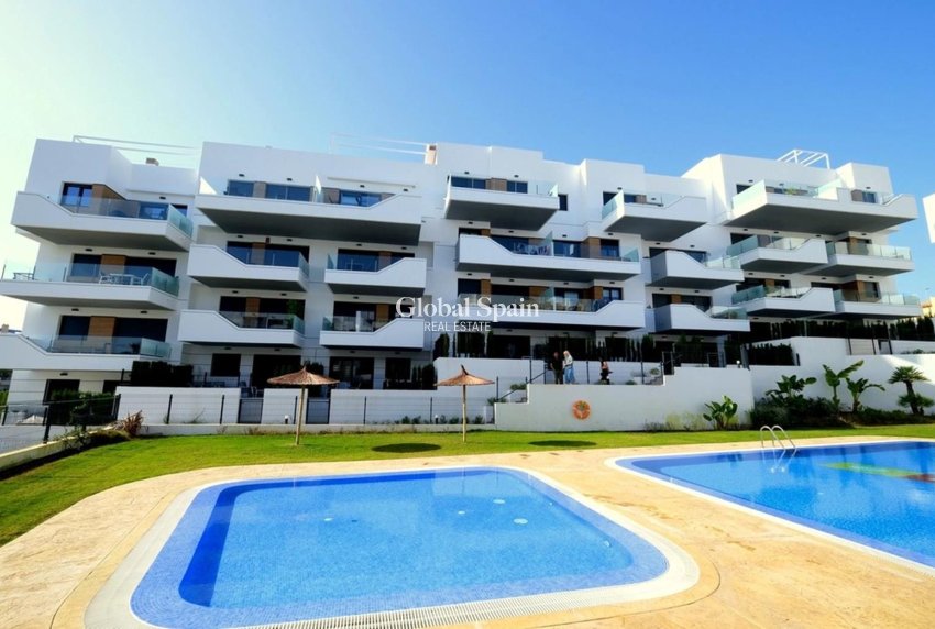 Wiederverkauf - WOHNUNG -
VILLAMARTÍN - Costa Blanca