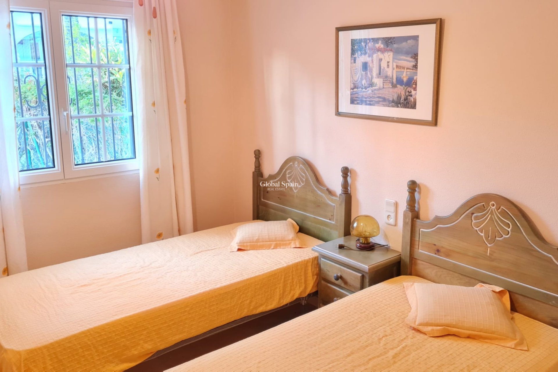 Wiederverkauf - WOHNUNG -
VILLAMARTÍN - Costa Blanca