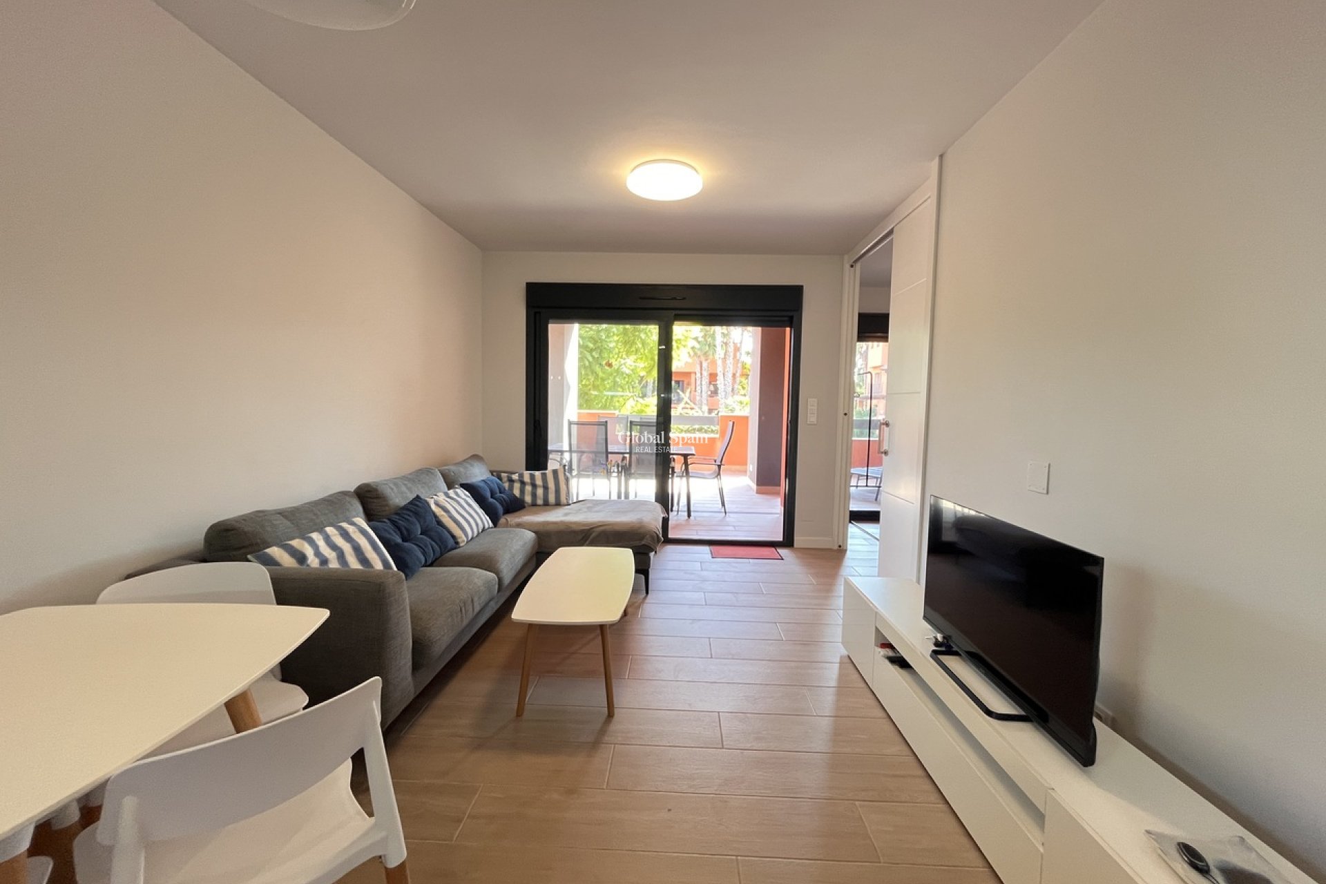 Wiederverkauf - WOHNUNG -
VILLAMARTÍN - Costa Blanca