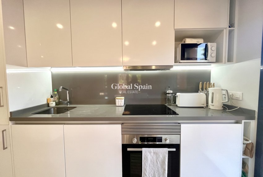 Wiederverkauf - WOHNUNG -
VILLAMARTÍN - Costa Blanca